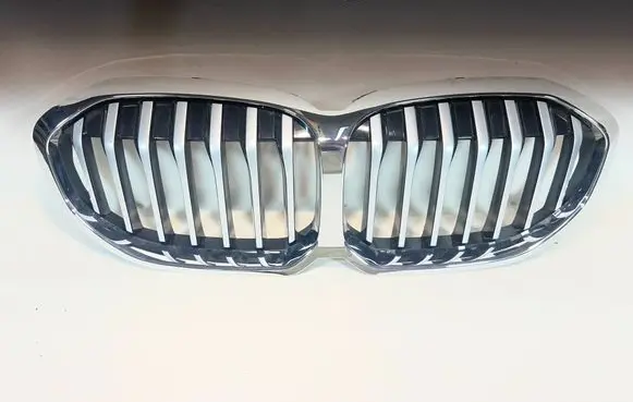 BMW 1 F40 Front grill 5A39366