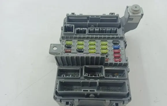Honda Accord Fuse module TL4E111