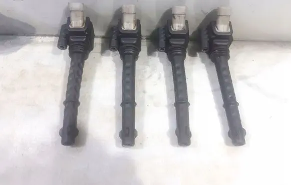 Alfa Romeo Giulietta High voltage ignition coil 0221504036
