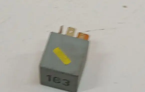 Volkswagen Golf IV Other relay 357911253