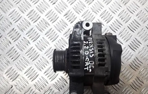 Toyota Avensis T250 Generator/alternator DAN938