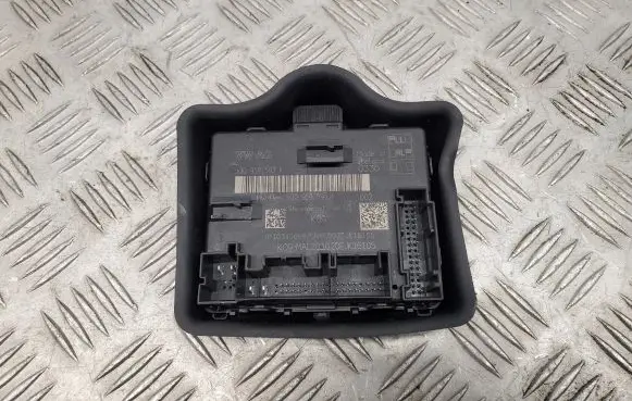 Audi Q3 F3 Door control unit/module 5Q0959593K