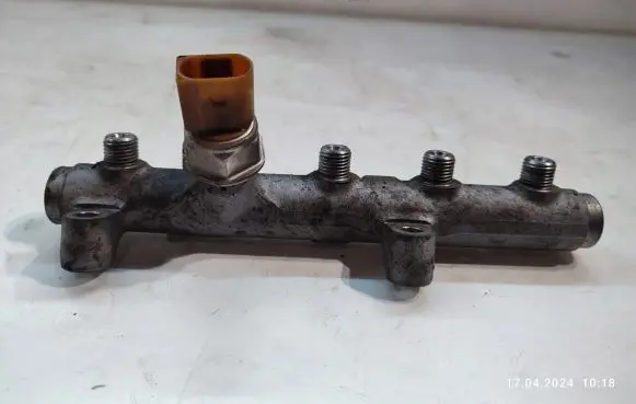 Audi Q5 SQ5 Fuel main line pipe 059130089AH