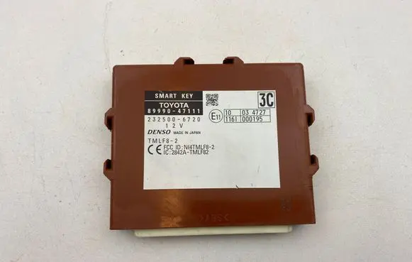 Toyota Prius+ (ZVW40) Keyless (KESSY) go control unit/module 8999047111 2325006720 2842ATMF82