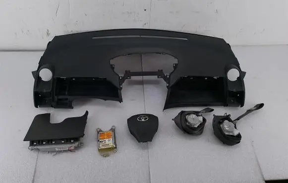 Toyota Yaris Dashboard 55302-52010