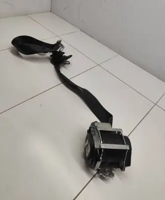 Citroen DS5 Front seatbelt 98028121XX