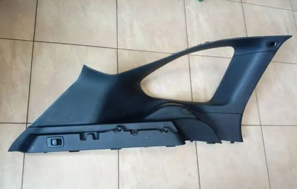BMW X1 F48 F49 (C) pillar trim 7332827 NE68066