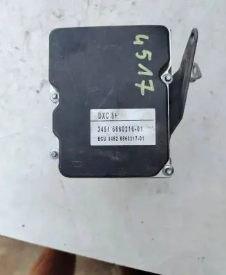 BMW X1 E84 ABS Pump 6860217 6860216