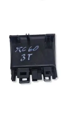 Volvo XC60 USB socket connector 