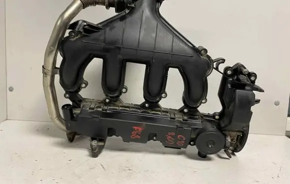 Volvo C30 Intake manifold 9662688980