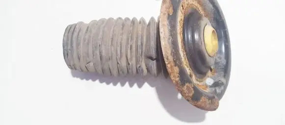 Ford Mondeo MK II Coil spring mount 