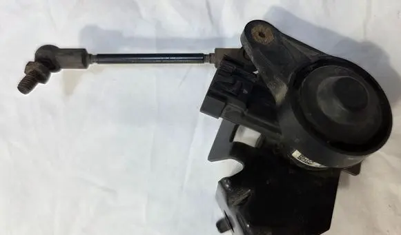 Opel Mokka Front height sensor lever 95146195