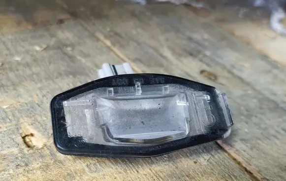 Honda Civic Number plate light P5847