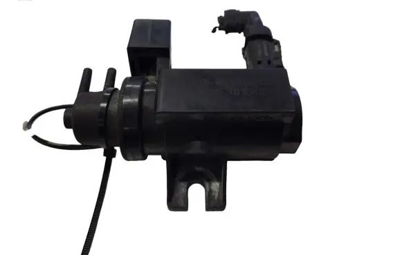 BMW 5 E60 E61 Turbo solenoid valve 70206301 7805391