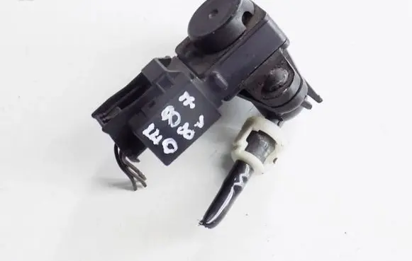 BMW 1 E81 E87 Turbo solenoid valve