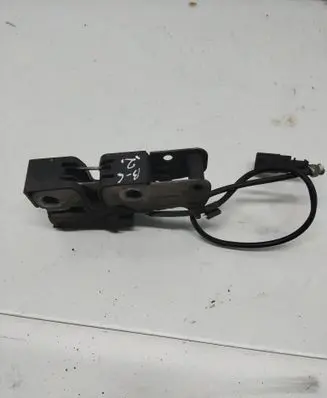 Volkswagen PASSAT B6 Engine bonnet/hood lock/catch 