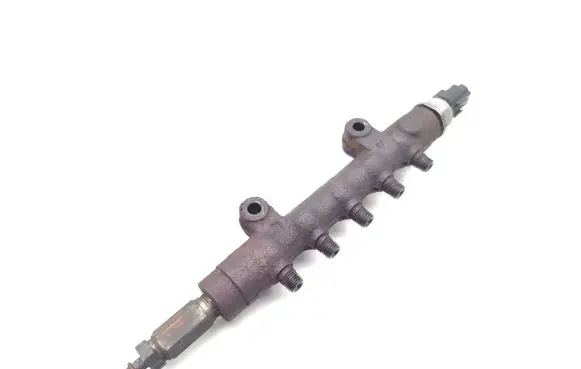 Ford Transit Fuel main line pipe