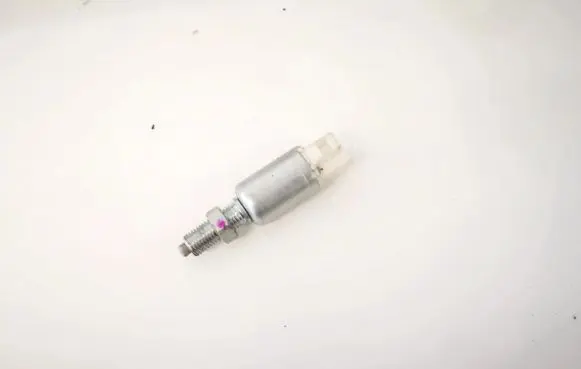 Toyota RAV 4 (XA30) Brake pedal sensor switch