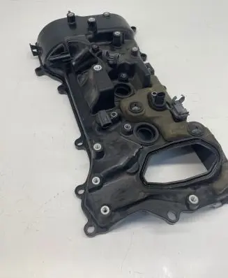 Lexus RX 450H Rocker cam cover 