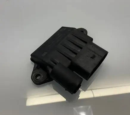 Mercedes-Benz E W211 Glow plug pre-heat relay A6429005801 14292019991 0522140210