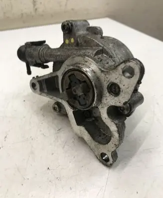 Renault Koleos I Vacuum pump 796080