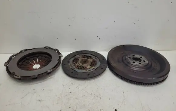 Volkswagen Caddy Clutch set kit 038105273E