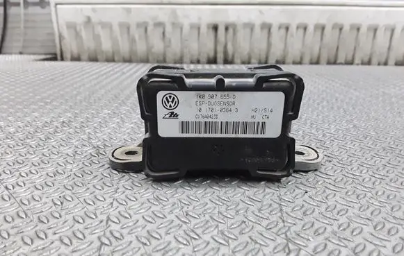 Skoda Octavia Mk2 (1Z) ESP acceleration yaw rate sensor 1K0907655D