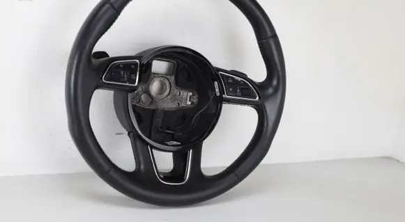 Audi Q3 8U Steering wheel 8U0419091AC 4L0419689A 8U0124B