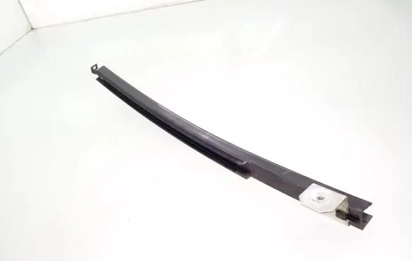 Mercedes-Benz E W211 Rear door window/glass frame 