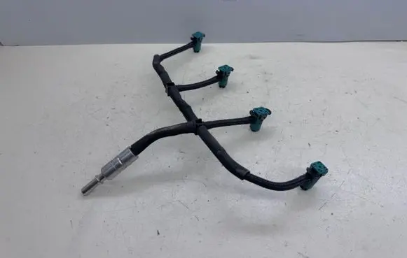 Land Rover Range Rover Evoque L538 Fuel return line/hose LR001327 LR051528