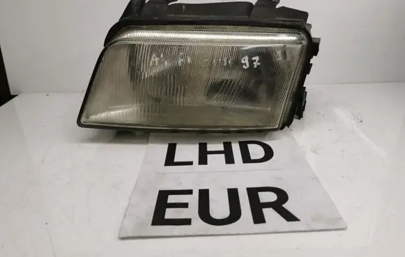 Audi A4 S4 B5 8D Headlight/headlamp