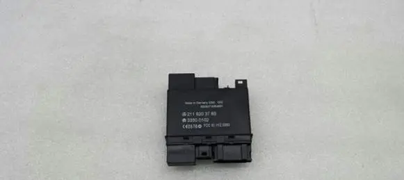 Mercedes-Benz CLS AMG C219 Keyless (KESSY) go control unit/module A2118203785