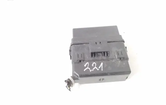 Mitsubishi ASX Relay mounting block PR07100000