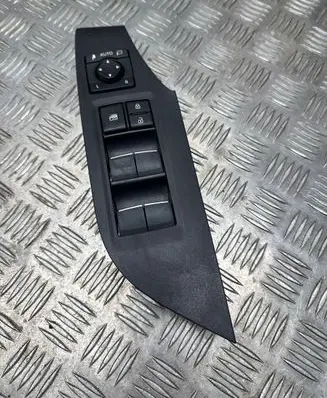 Toyota RAV 4 (XA50) Electric window control switch 8404042030 35999A133637