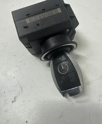 Mercedes-Benz E W211 Ignition lock 2115451408 008515320206192