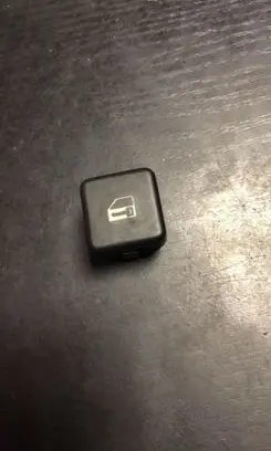 BMW 5 E39 Central locking switch button 8360828