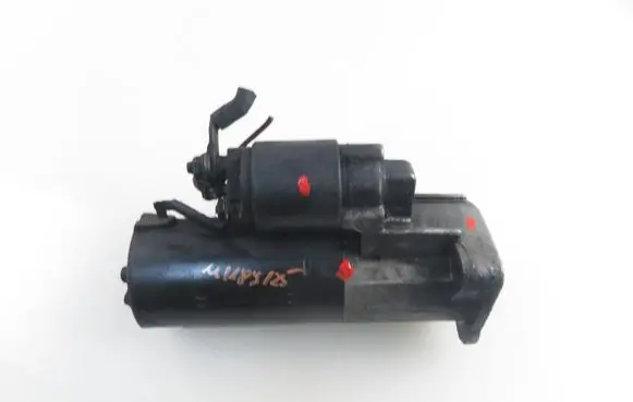 Volkswagen PASSAT B5.5 Starter motor 068911024H 0001124020