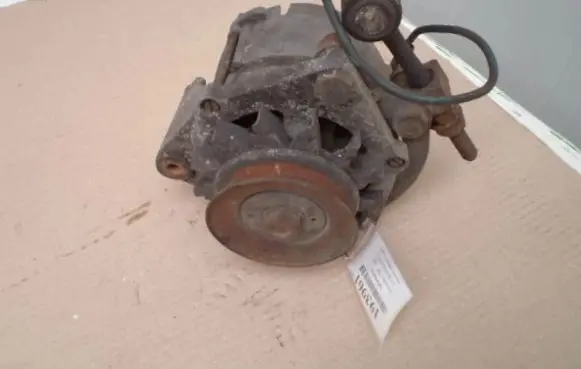 Mercedes-Benz E W123 Generator/alternator