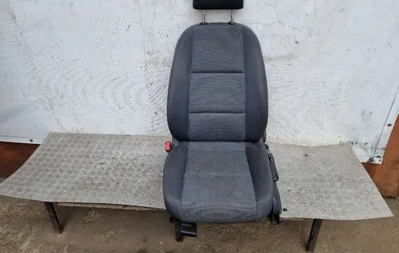 Front passenger seat