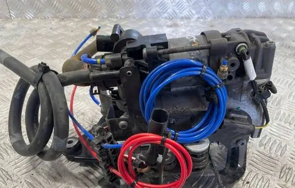 BMW 7 G11 G12 Air suspension compressor/pump