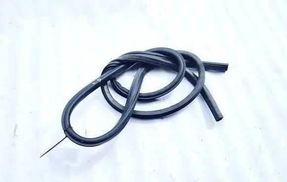 Rubber seal rear door