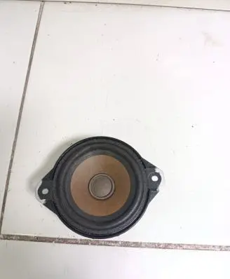 Tesla Model S Panel speaker 100483301A