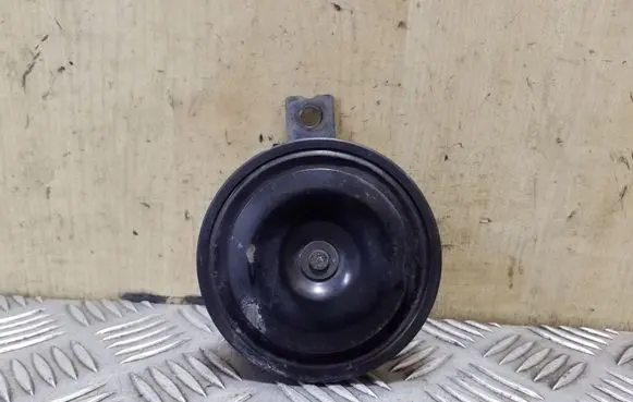 Opel Frontera B Horn signal E10020011 A28657625