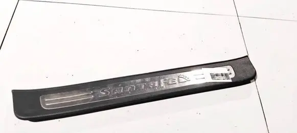 Hyundai Santa Fe Front sill trim cover 858812b000 85881-2b000