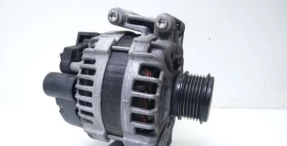 Audi A5 8T 8F Generator/alternator 06H903017T