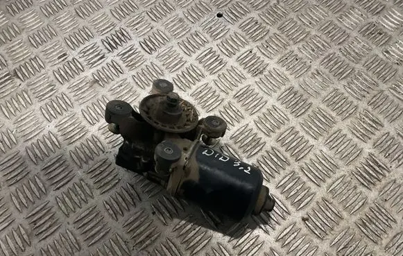 Mitsubishi Pajero Wiper motor