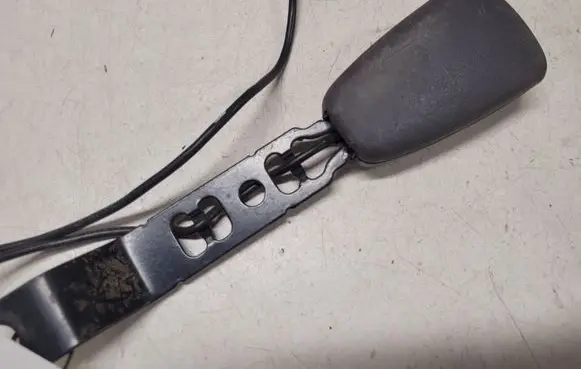 Volvo V70 Front seatbelt buckle 9191817 114092