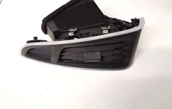 Ford Focus Dash center air vent grill bm51a018b09 bm51-a018b09