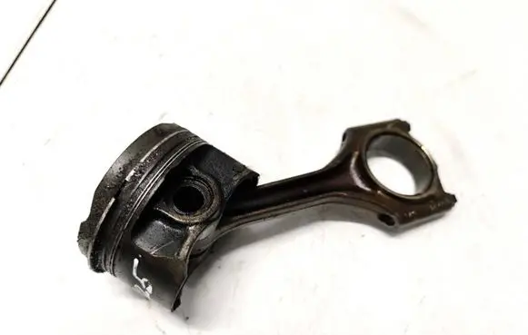 BMW 5 E39 Piston with connecting rod 1432091