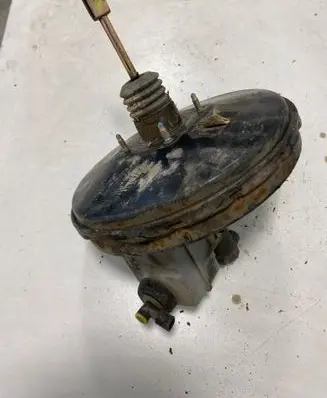 Renault Master II Brake booster 7700308122 8359167 R550